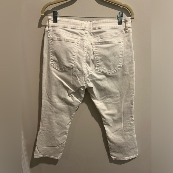 LOFT Jeans by Ann Taylor, Kick Crop Curvy Jeans - Picture 5 of 6